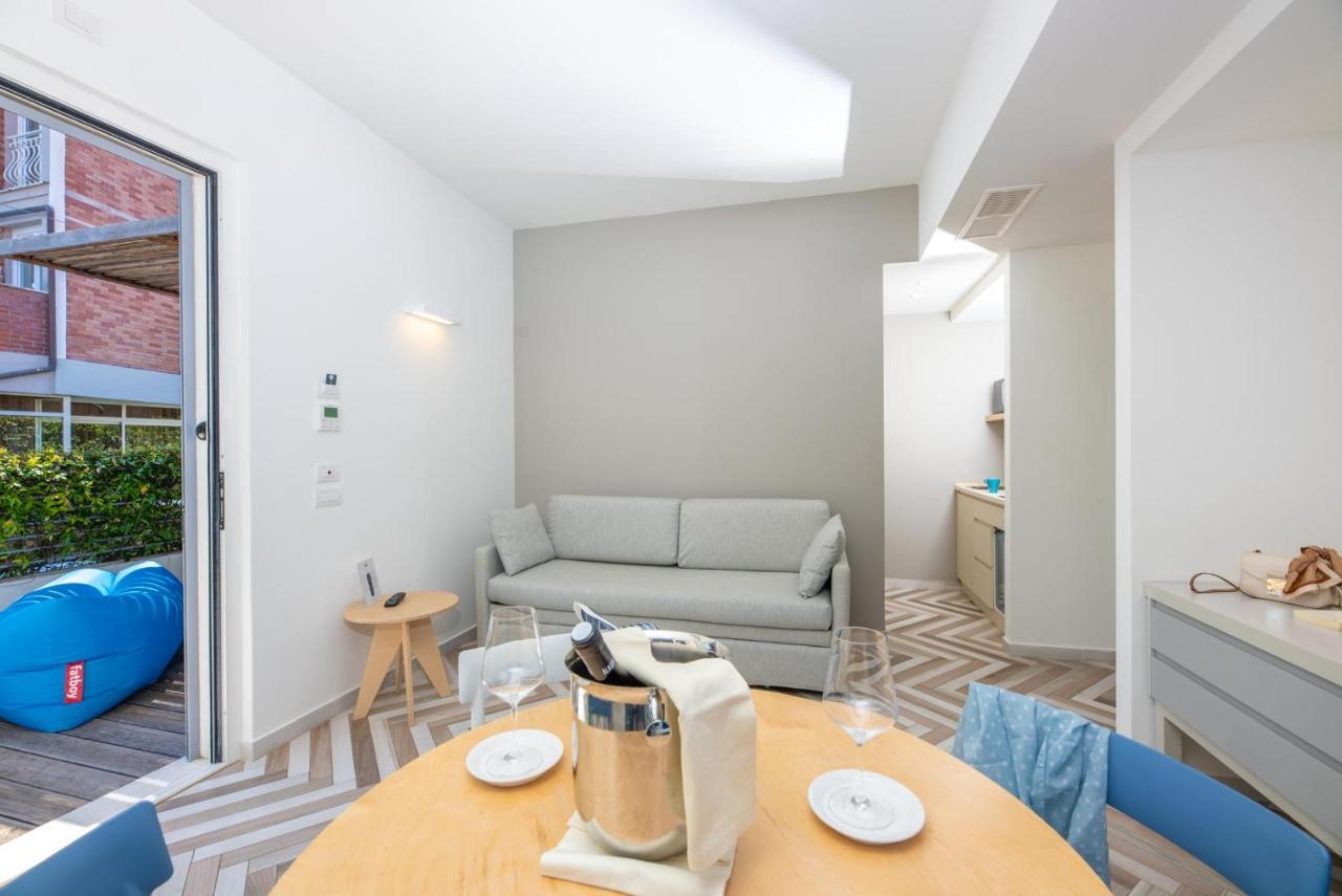 Amarina Suite Emotion Marina di Pietrasanta Extérieur photo